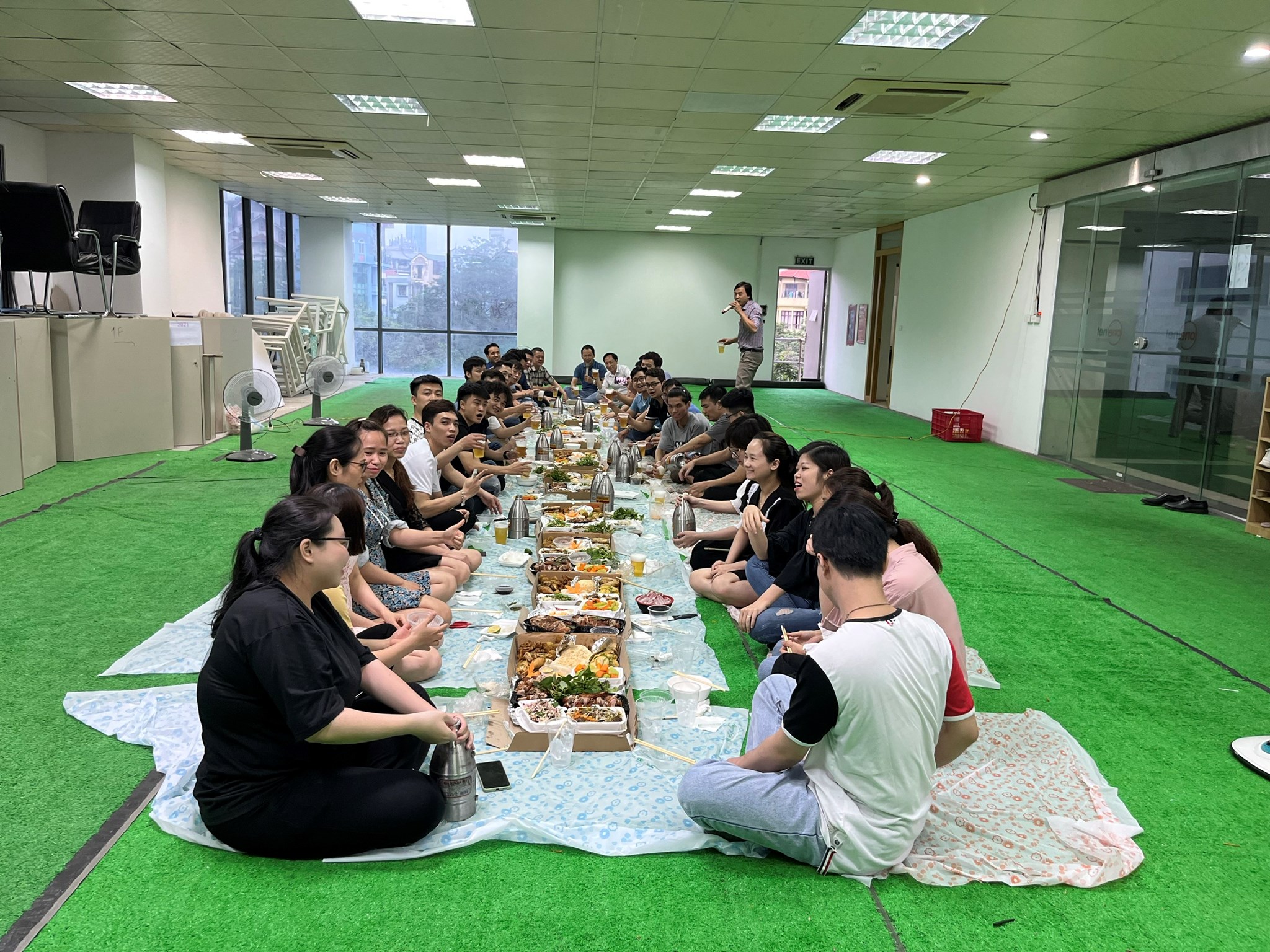 Hình ảnh tin tức ONENET - CHÀO MỪNG ĐẠI LỄ 30/4 VÀ QUỐC TẾ LAO ĐỘNG 1/5